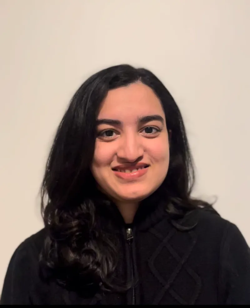 Portrait of Afrah Ashoor, MSc, RCC