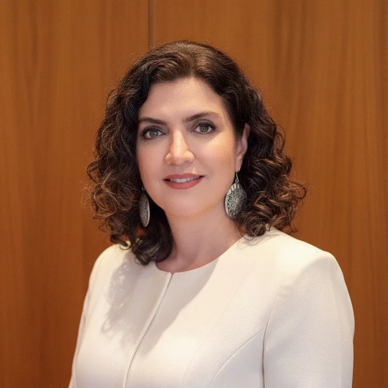 Portrait of Dr. Shannan Nobahar